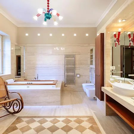 Sleeps 10 Pool Air Con Wifi
